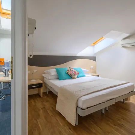 Acquamarina ホテル ベラーリア・イジェア・マリーナ