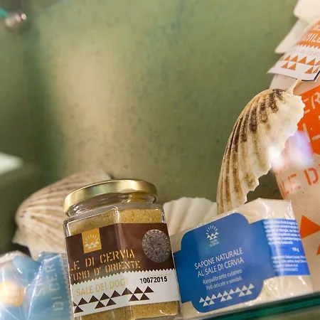 Acquamarina ベラーリア・イジェア・マリーナ