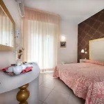 فندق Acquamarina